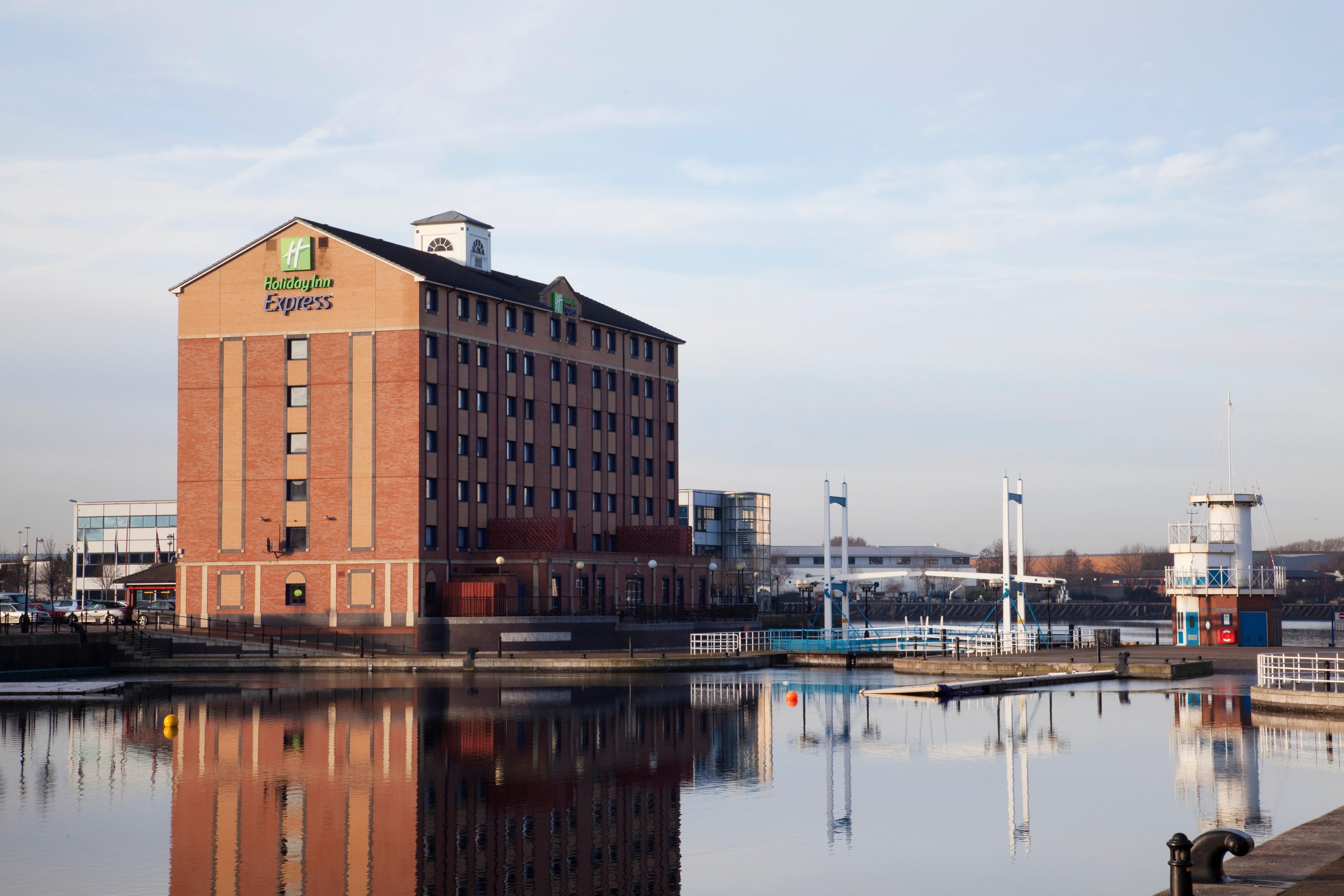 Holiday Inn Express Manchester - Salford Quays By Ihg Exteriör bild